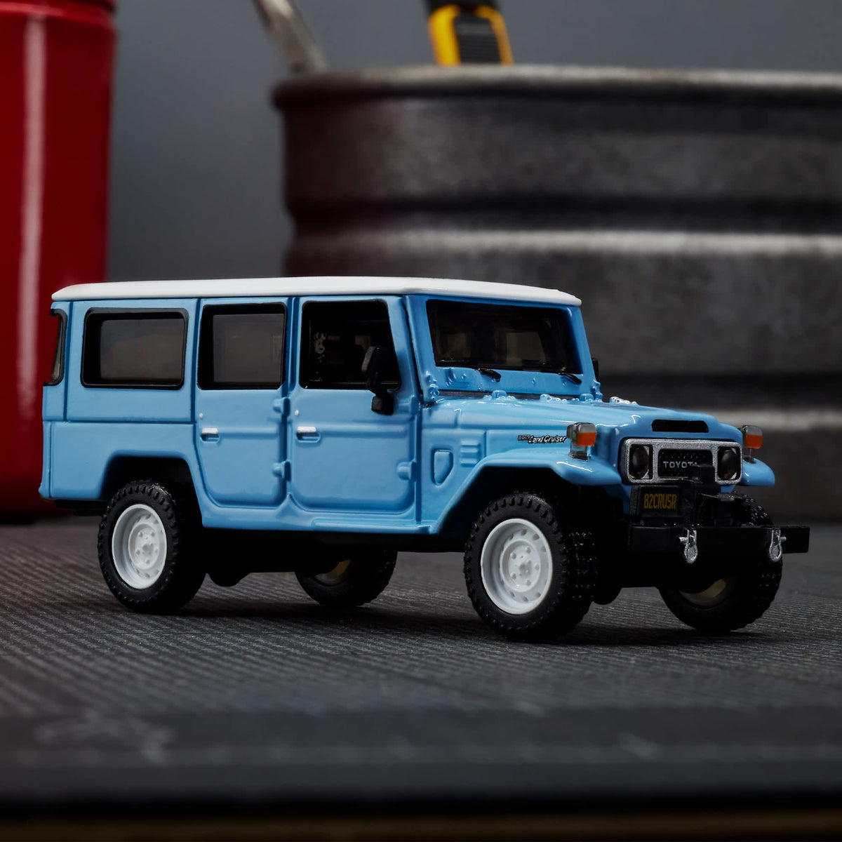 Hot Wheels Elite 64 - 1982 Toyota Land Cruiser FJ45 Troopy - Mod Shop - 1/64